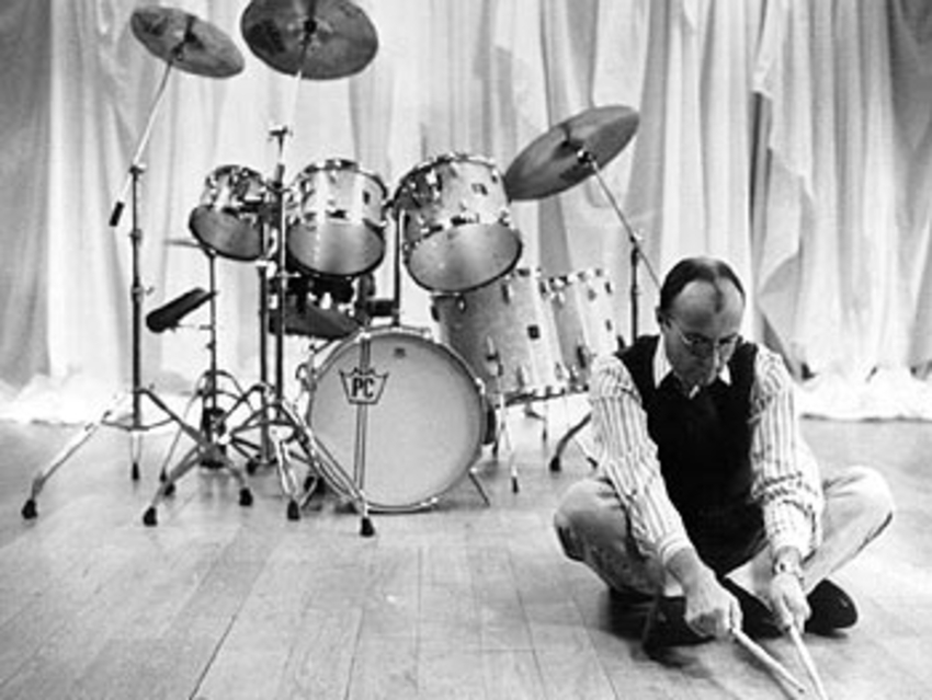 Phill Collins charts at 10